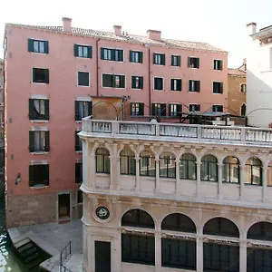 Corte Grimani Aparthotel